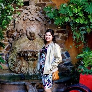 Meet your Posher, Alexandra